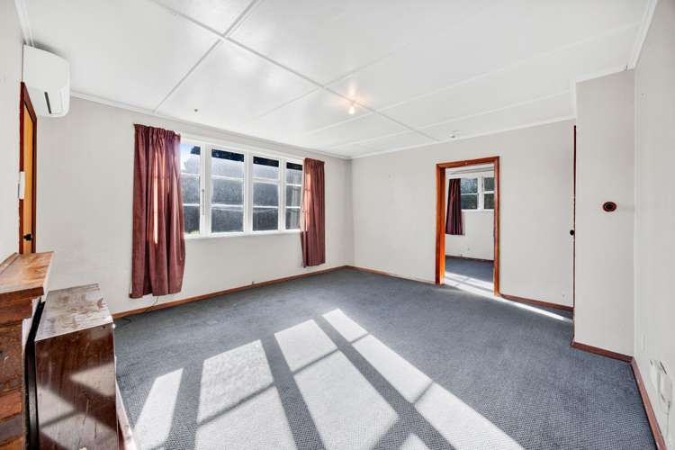3 Dixon Avenue_4