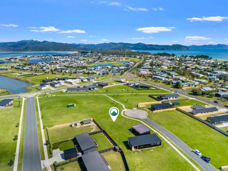 7 Riria Way Matarangi_10