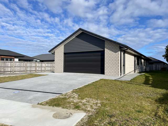 35 Shaw Road Coastlands_1