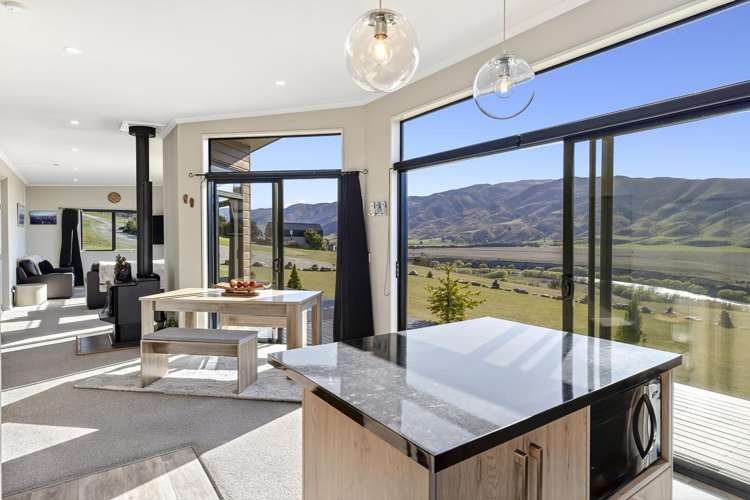 98 Riverview Road Queensberry_7