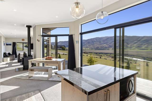 98 Riverview Road, Wanaka Queensberry_2