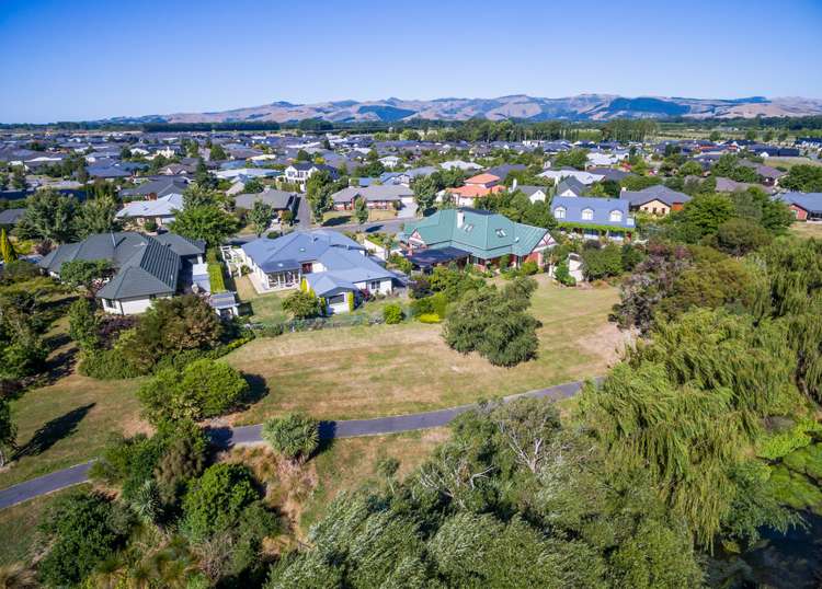 56 Millstream Drive Lincoln_8