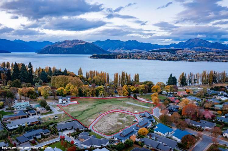 2 Kelliher Drive and 1 Ashgrove Lane Wanaka_23