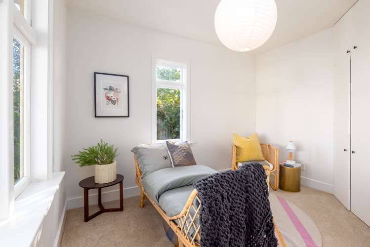 207 Pine Avenue South New Brighton_13