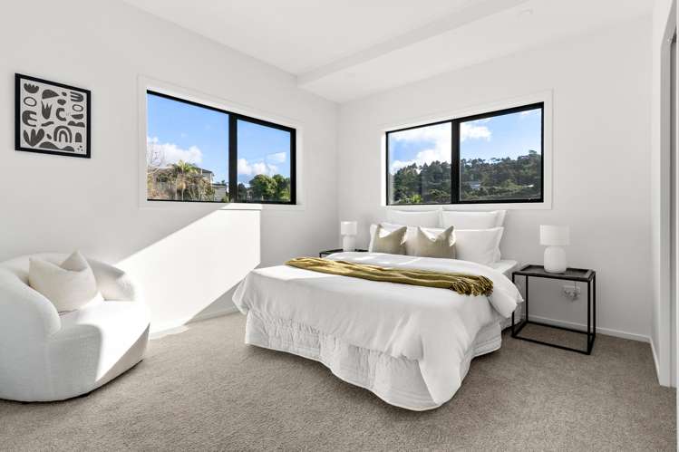 1/6 Embassy Place Glenfield_10