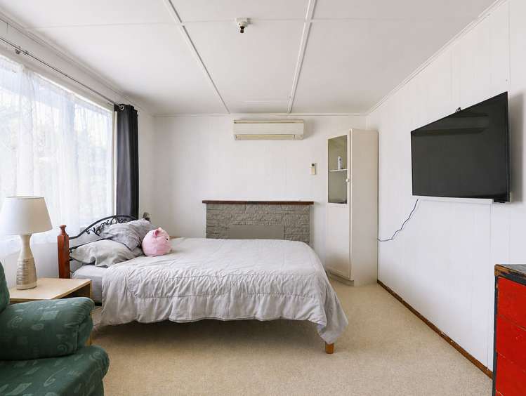 154 Clayton Road Mangakakahi_6