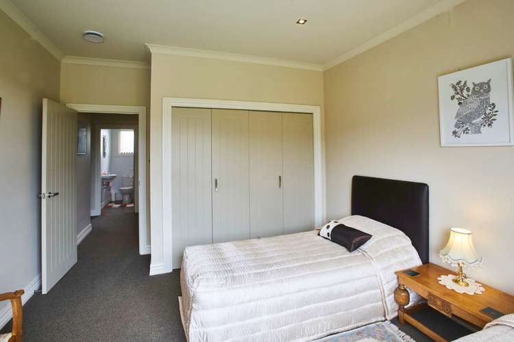 64 Breaksea Street Te Anau_28