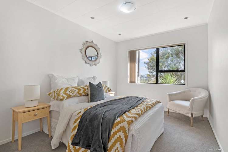 2/4 Halleys Place Mount Roskill_10