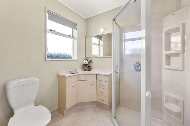 6a Robertson Street Glenholme_10