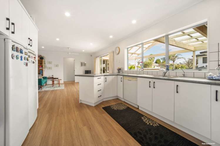 28 Roy Maloney Drive Henderson Heights_9