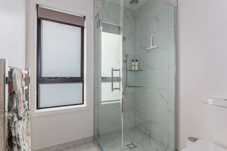 9 Lemonwood Way Woodridge_10