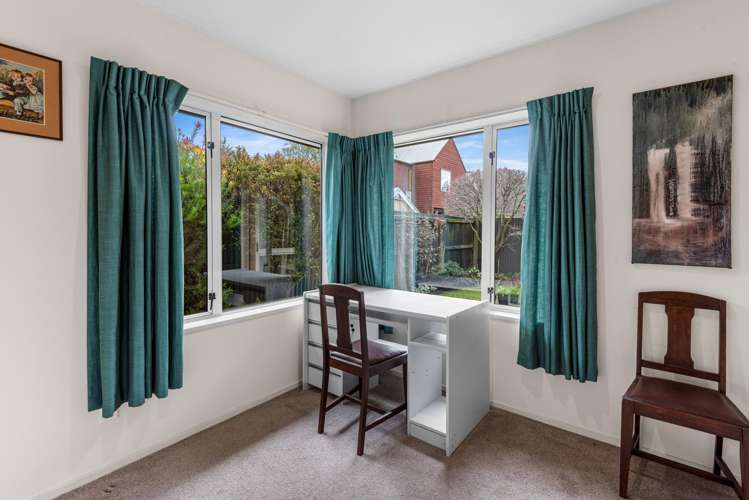 2/14 Middlepark Road Sockburn_6