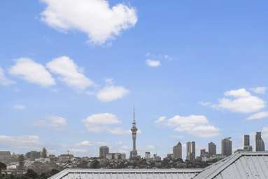 7/179 Meadowbank Road_3