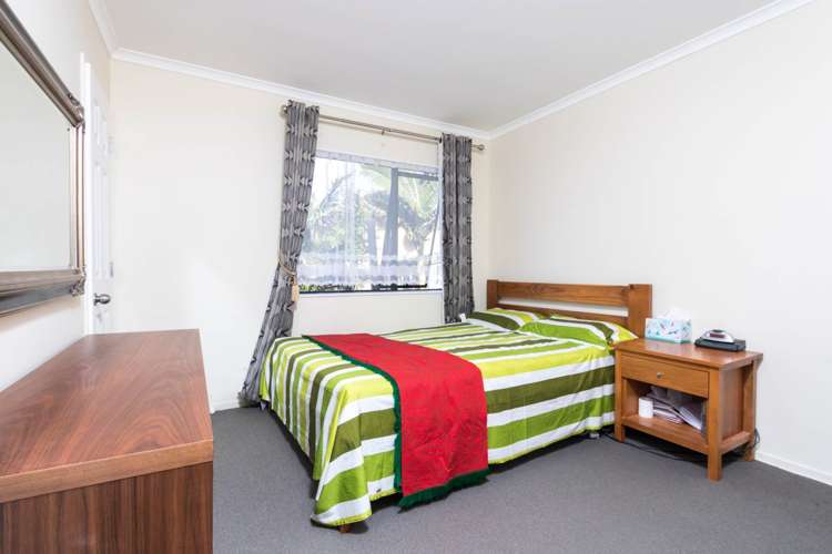 22 Exotic Place Massey_14