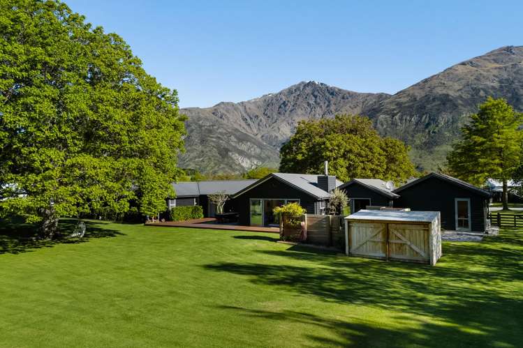 25 Erskine Street Dalefield/Wakatipu Basin_33