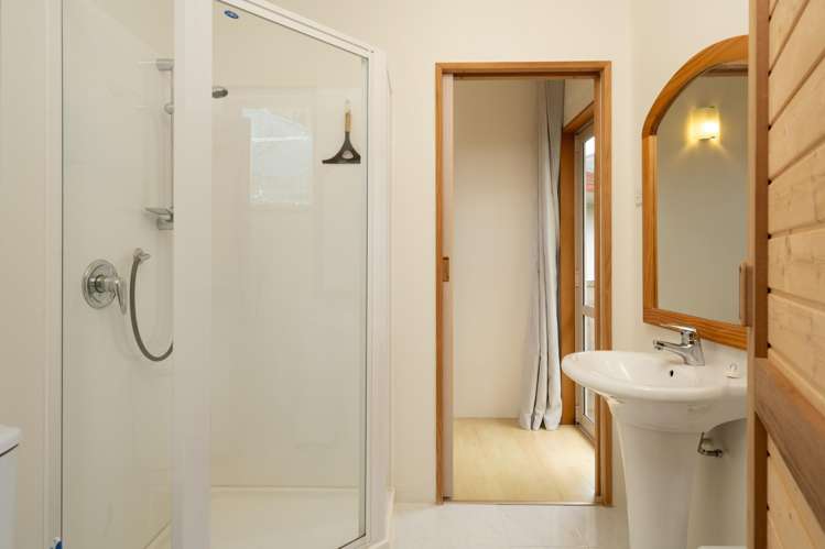 19 Saint Omer Road Kenepuru Sound_16