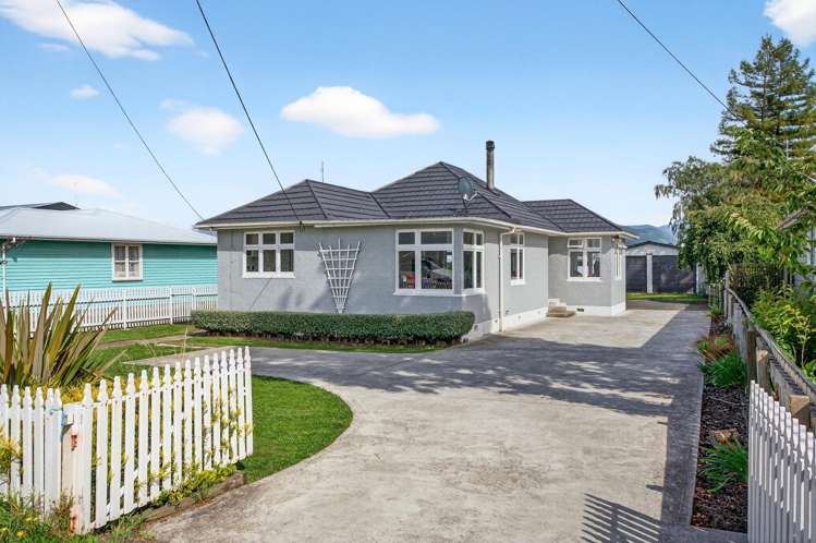 382 High Street South Carterton_0