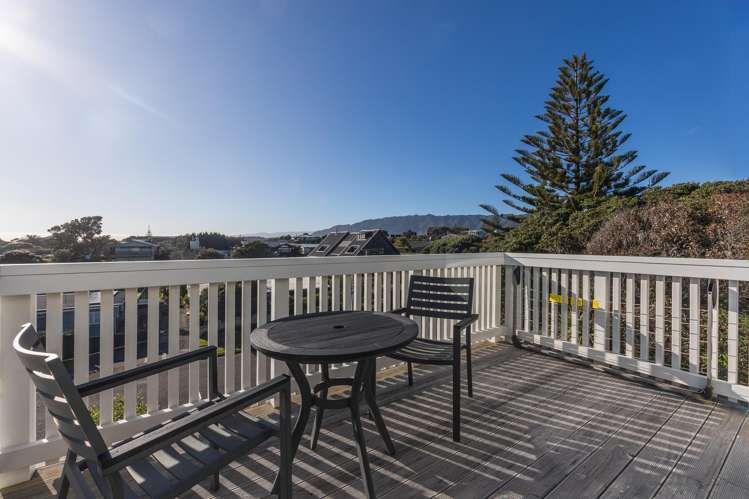 8 Hughes Street Waikanae Beach_13