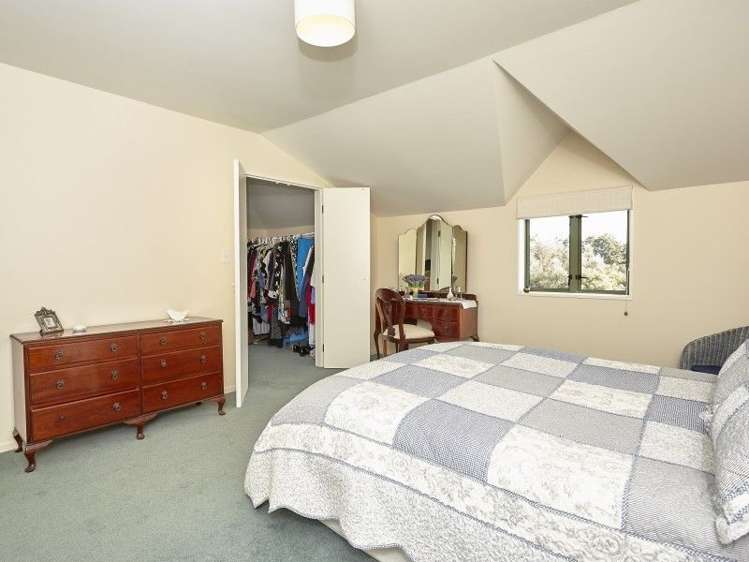 2730 South Eyre Road West Eyreton_11