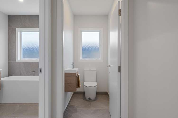 21 Tuapapa Road Wharewaka_19