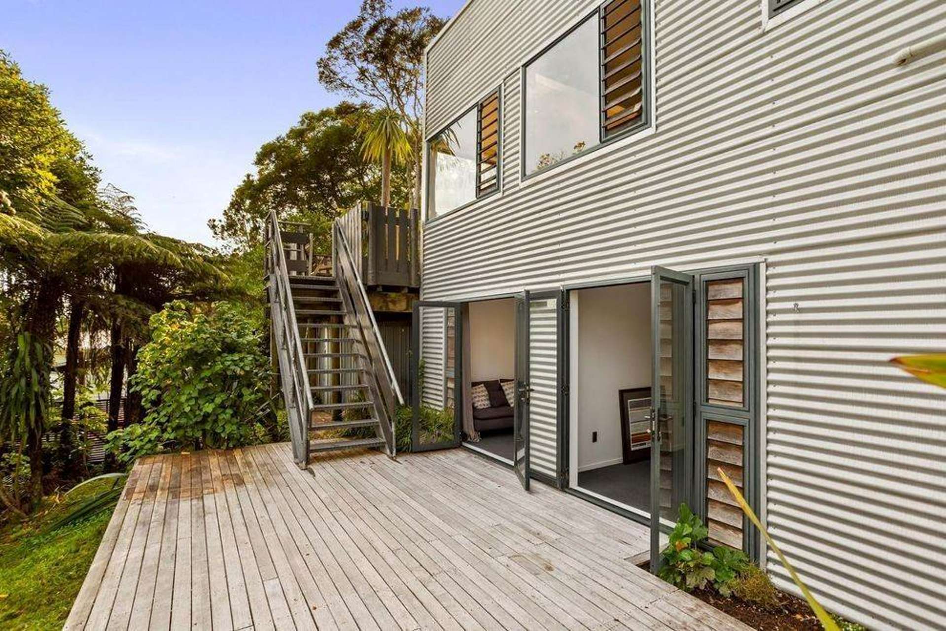 395 Titirangi Road Titirangi_0