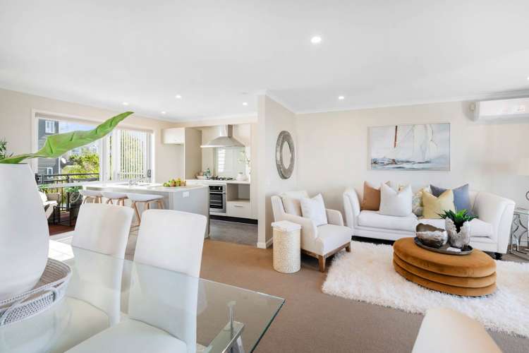 92 Arrowsmith Drive Flat Bush_9