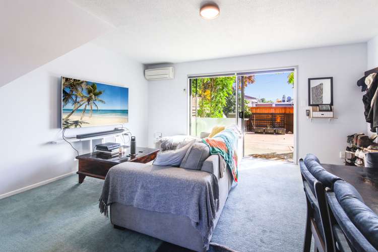 2/56 Epsom Road Sockburn_4