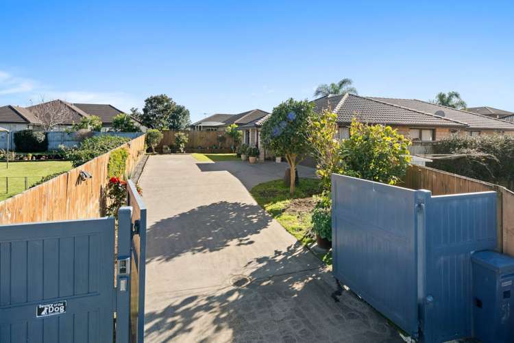 51 Sunningdale Street Wattle Downs_29