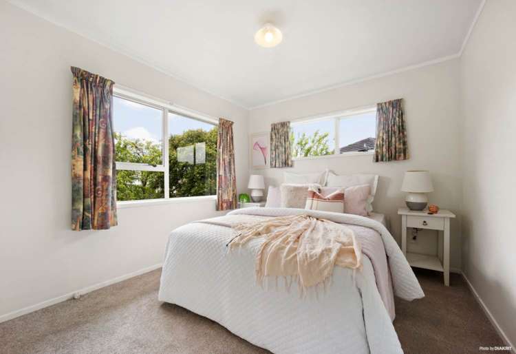 12 Glenhaven Place Te Atatu Peninsula_11