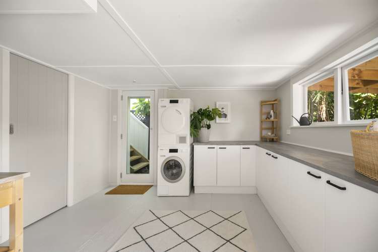 11 High Street Devonport_15