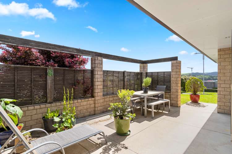 1 Carex Close Pyes Pa_5