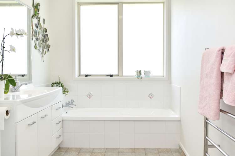 90 The Gardens Drive Papamoa_12