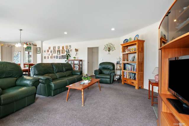 24 Elan Place Stanmore Bay_3