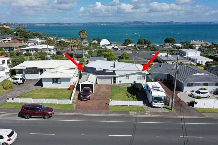 1048 Whangaparaoa Road Tindalls Beach_2