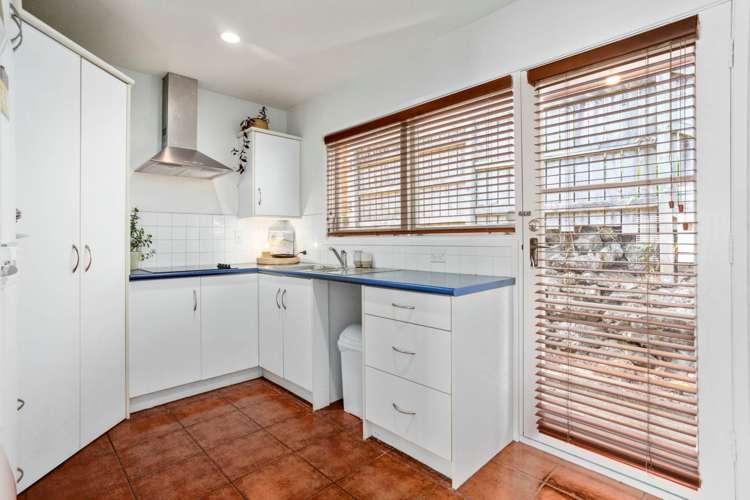 8/3 Fairview Road Mount Eden_7