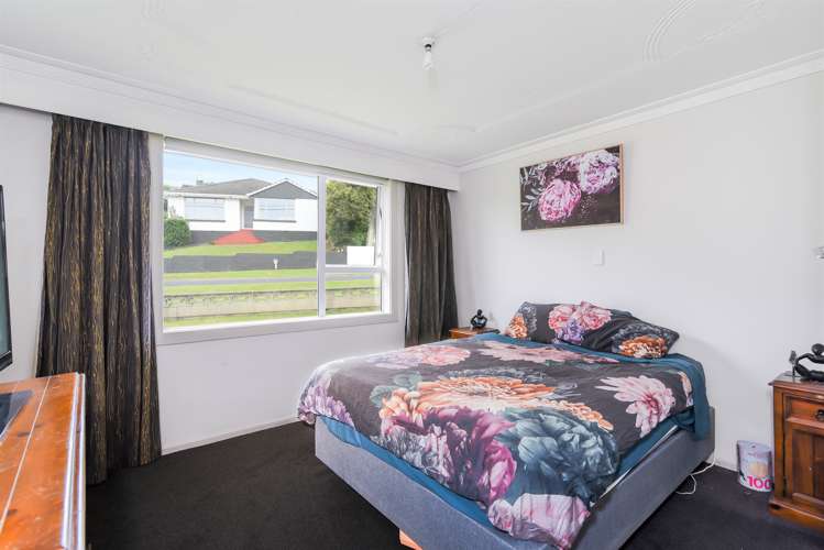 12 Waldron Crescent Green Island_7