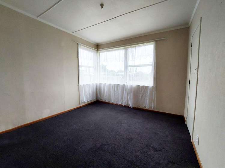 18 Yvonne Street 1107_9