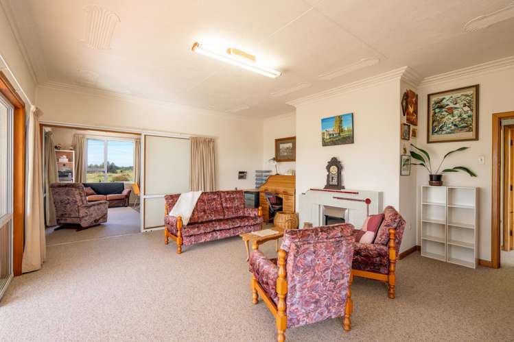 299 Oteramika Road Seaward Bush_15