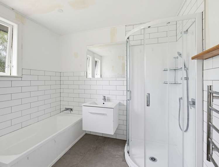 54 Kuku Beach Road Levin_27