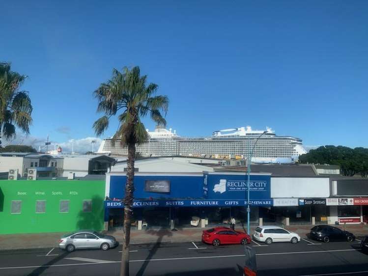 205/277 Maunganui Road Mount Maunganui_16