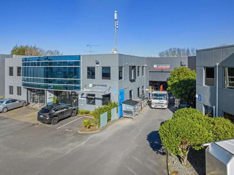 24C William Pickering Drive Albany_1