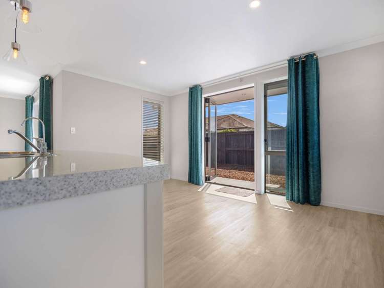 5 Barbary Close Wharewaka_9