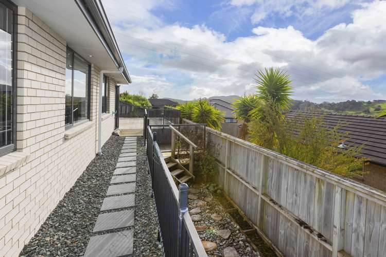 6 Astrid Lane Wellsford_15