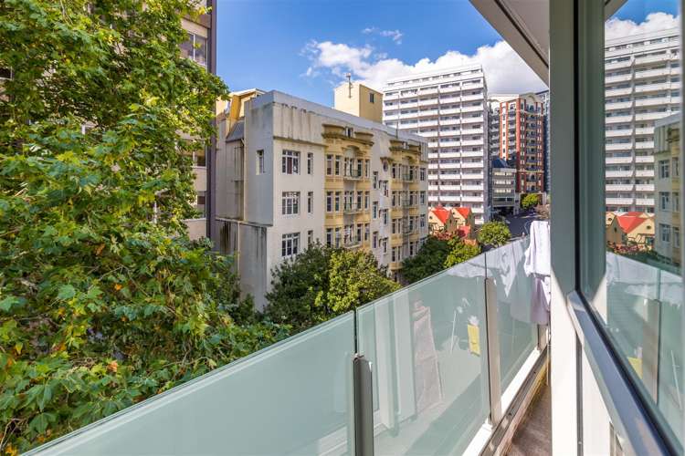 402/7 Eden Crescent Auckland Central_7