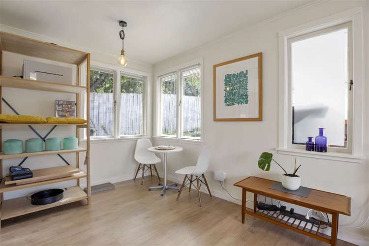 23 Willerton Avenue New Lynn_5