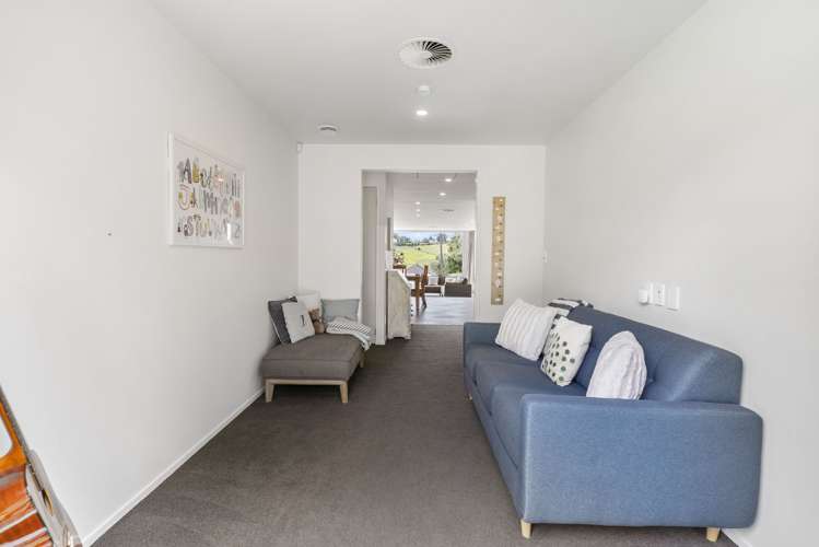 54 Tahapa Crescent Meadowbank_17