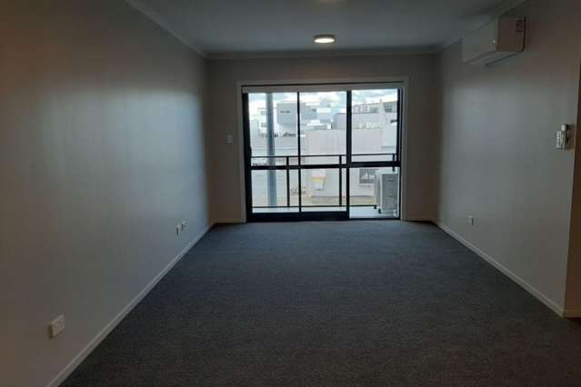 103/17 Vialou Street 10463_4