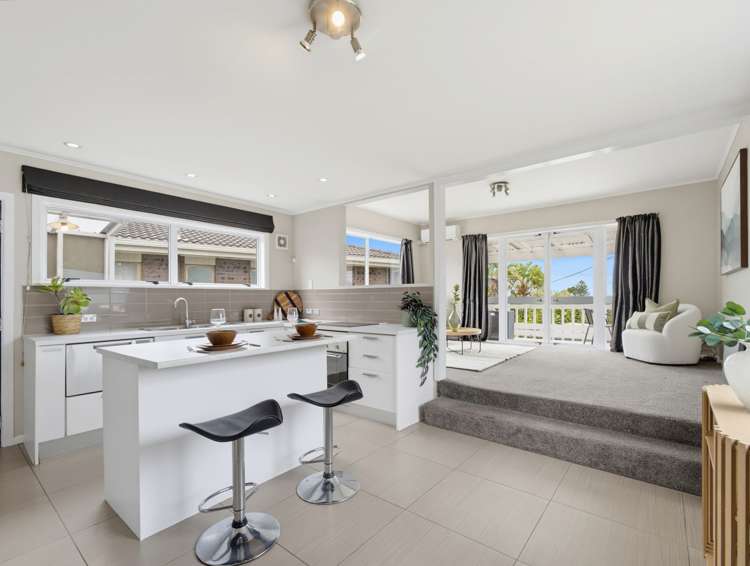 3/2 Rewi Street Torbay_6