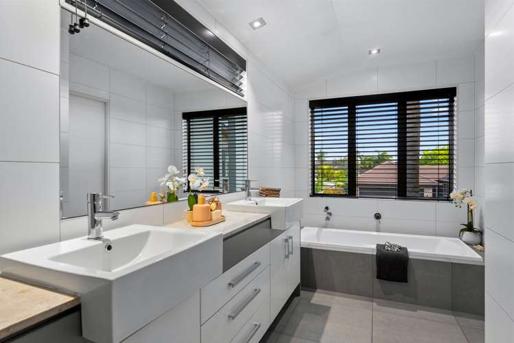 16 Pescara Point Karaka_21