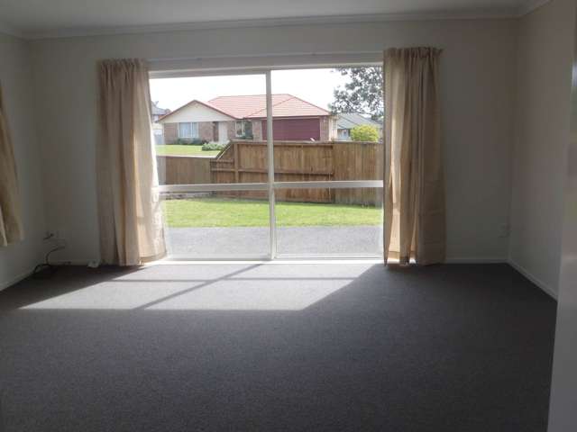 89a Alec Craig Way Gulf Harbour_2